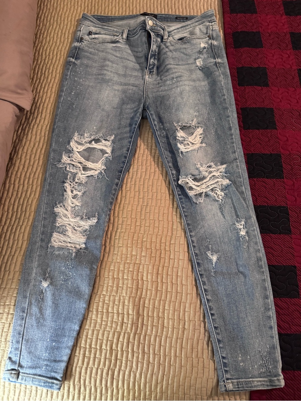 Judy Blue Light Blue Distressed Skinny Jeans SIZE 15/32